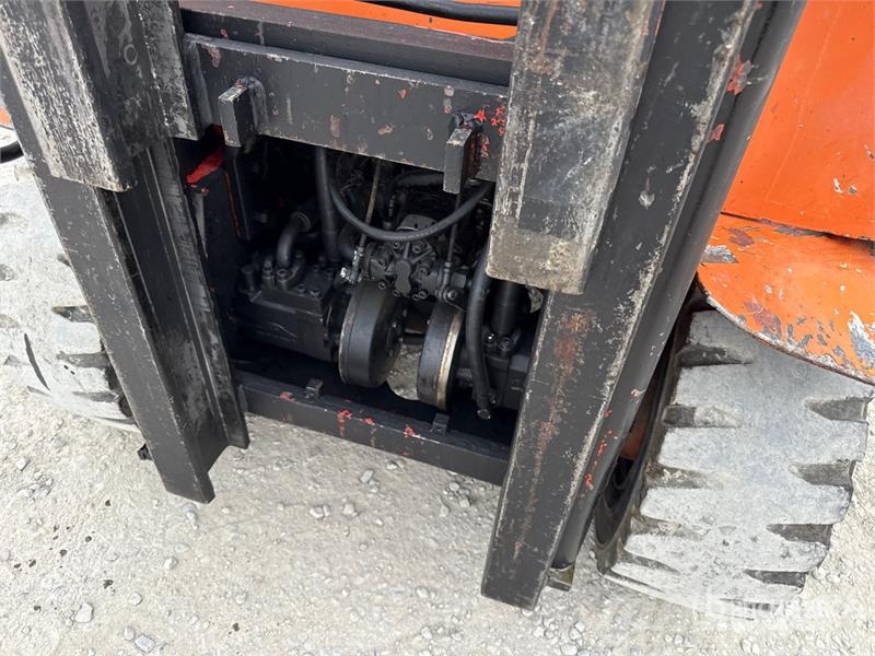 Lugli M1255 2500 kg Forklift Iné
