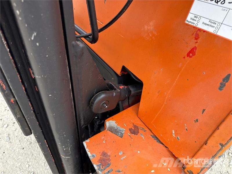 Lugli M1255 2500 kg Forklift Iné
