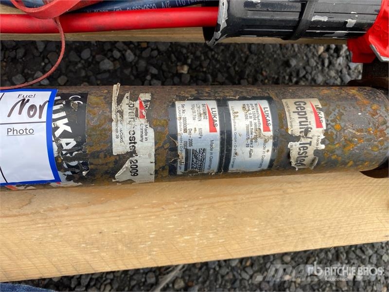  Lukas Hydraulic Rescue Set معدات البناء - غير ذلك