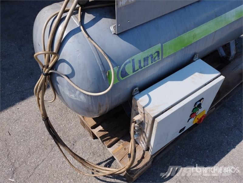 Luna 10/860 Industrial Piston 270L Air Compressor Compresores