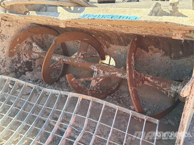 M3 BM350 Godet Malaxeur A Beton Concrete Bucket Attac Construction - Others