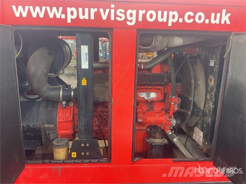 MacGen HSW-250 250 kVA Skid-Mounted Generator Set Дизелови генератори
