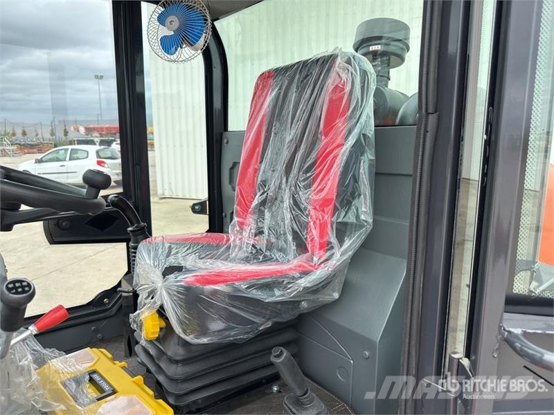 Machpro MP-T320A 3500 kg 4x4 Chariot Elevateur Tout Terrai Tereptargonca