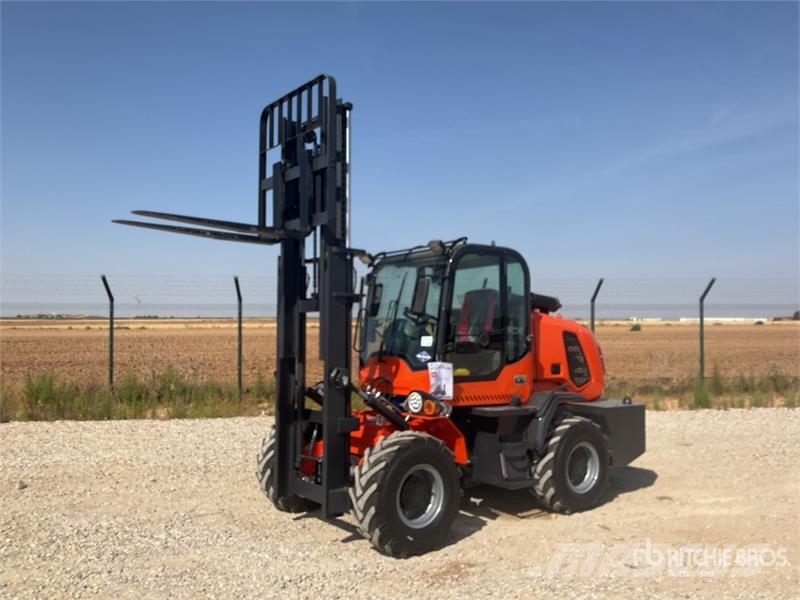 Machpro MP-T320A 4x4 Rough Terrain Forklift (Unused) Maastikutõstukid