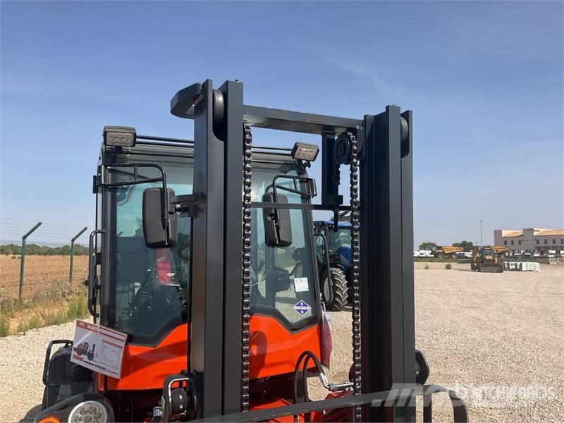 Machpro MP-T320A 4x4 Rough Terrain Forklift (Unused) Maastikutõstukid