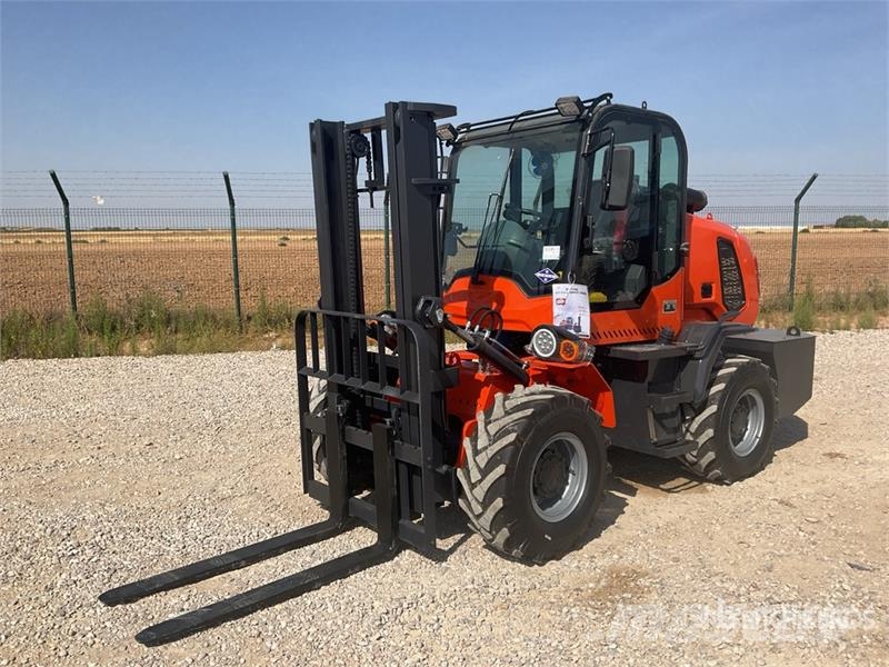 Machpro MP-T320A 4x4 Rough Terrain Forklift (Unused) Maastikutõstukid