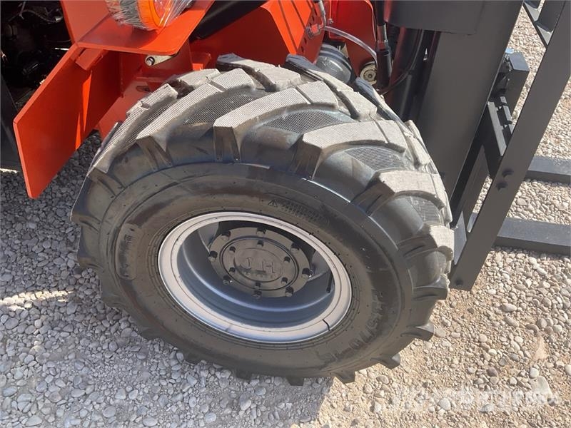 Machpro MP-T320A 4x4 Rough Terrain Forklift (Unused) Maastikutõstukid