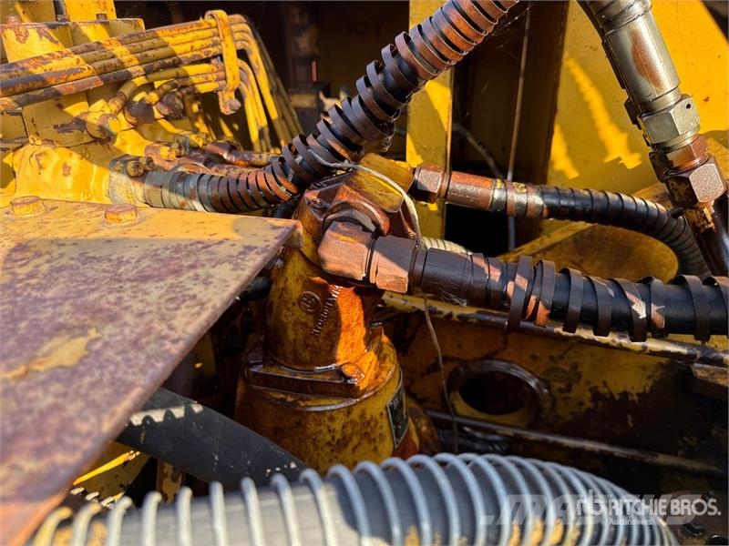  Macmotor M7LC Tracked Excavator (Inoperable) Bagri goseničarji