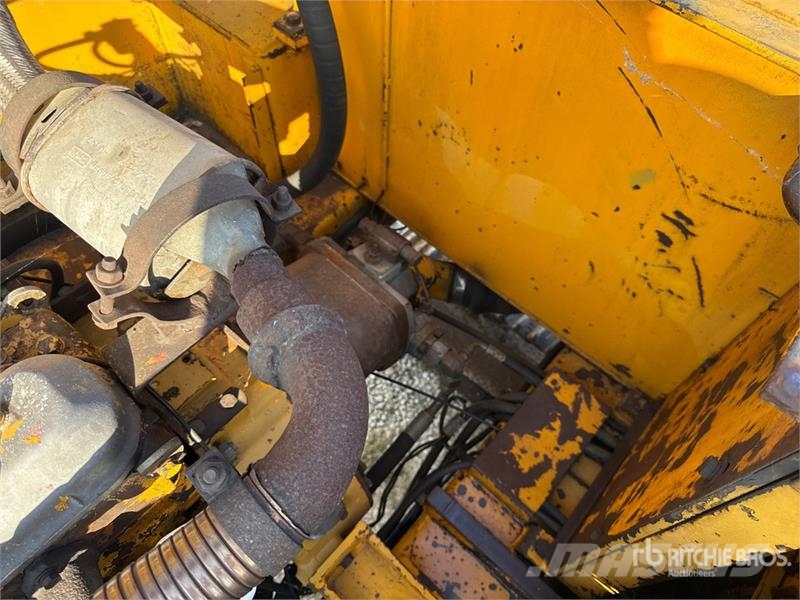  Macmotor M7LC Tracked Excavator (Inoperable) Bagri goseničarji