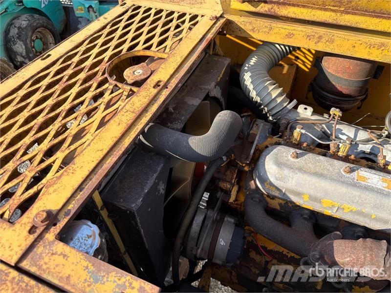  Macmotor M7LC Tracked Excavator (Inoperable) Bagri goseničarji