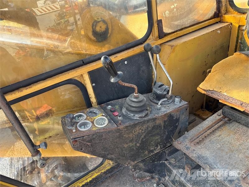  Macmotor M7LC Tracked Excavator (Inoperable) Bagri goseničarji
