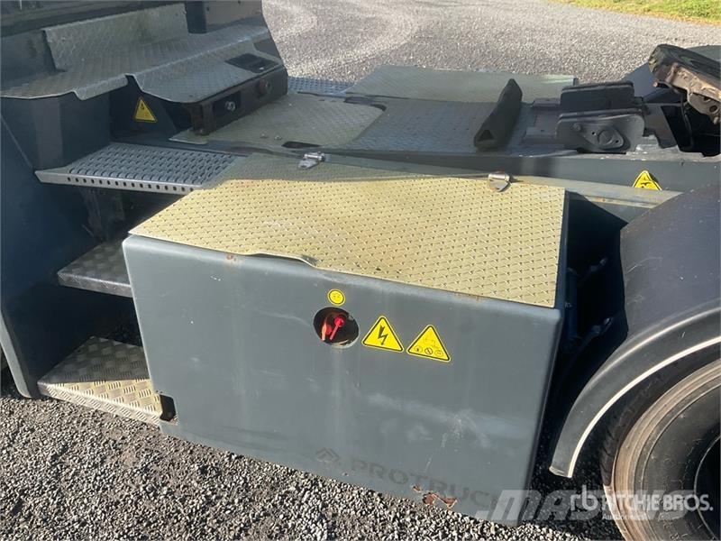 Mafi MT25 4x2 Terminal Tow Truck Kurtaricilar