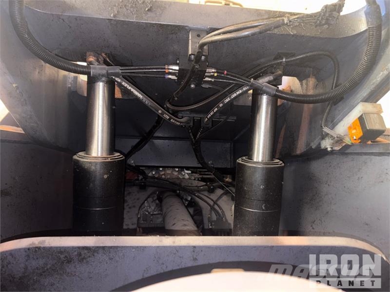 Mafi T230E 4x2 Spotter Truck (Inoperable) Terminál targoncák