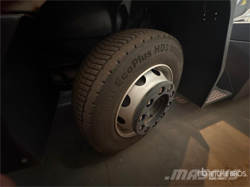 Mafi T230E 4x2 Spotter Truck Terminál targoncák