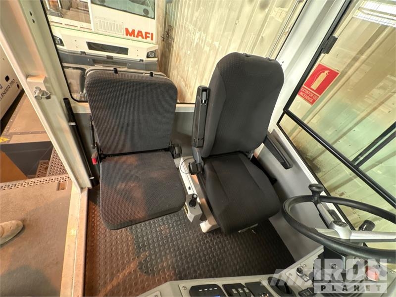 Mafi T230E 4x2 Spotter Truck Terminál targoncák