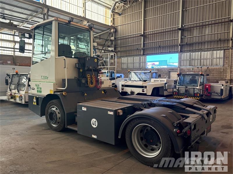 Mafi T230E 4x2 Spotter Truck Terminál targoncák