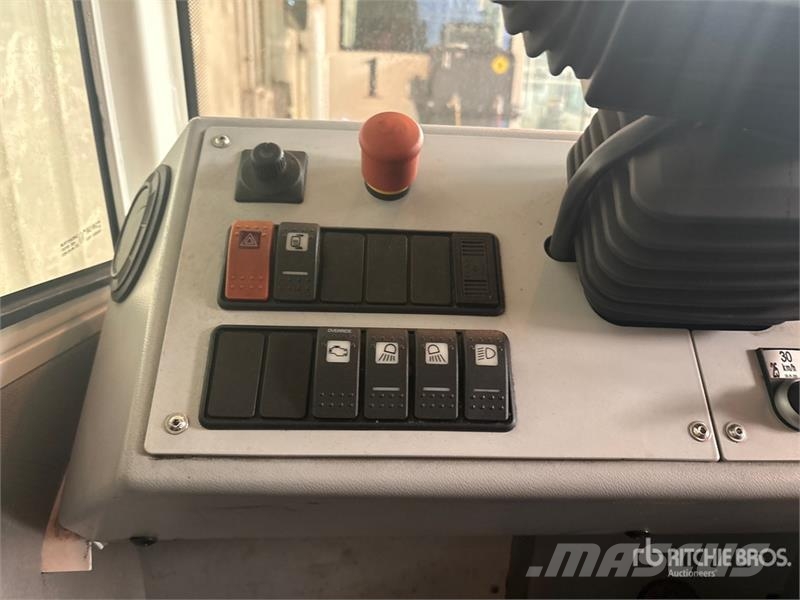 Mafi T230E 4x2 Spotter Truck Terminál targoncák