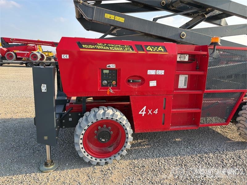 Magni DS1523RTP 4x4 Diesel Scissor Lift (Unused) Makazaste platforme