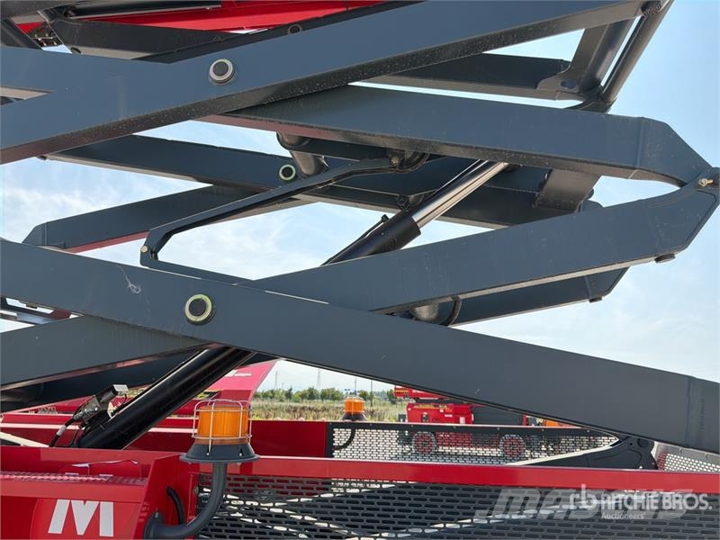 Magni DS1523RTP 4x4 Diesel Scissor Lift (Unused) Scissor lifts