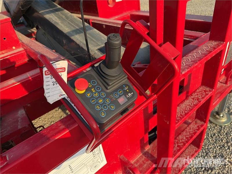 Magni DS2223RTP 4x4 Diesel Scissor Lift (Unused) Ollós emelők