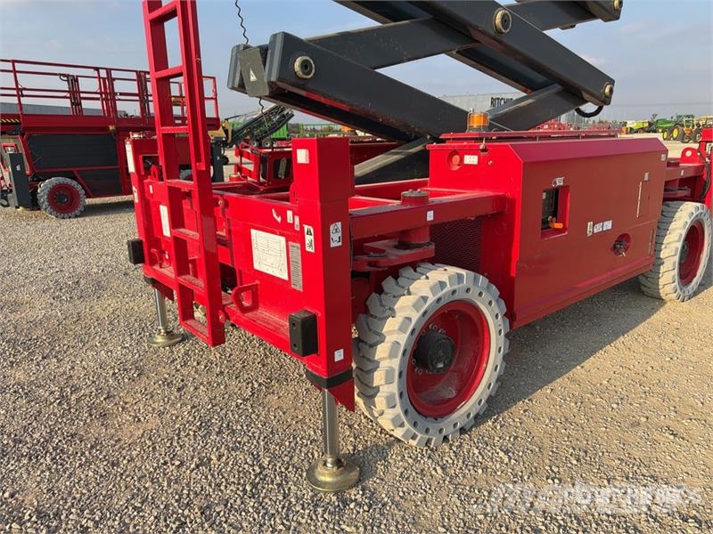 Magni DS2223RTP 4x4 Diesel Scissor Lift (Unused) Ollós emelők