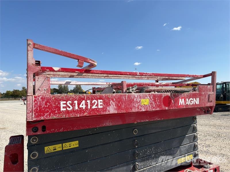 Magni ES1412E Electric Scissor Lift (Inoperable) Saxlifte