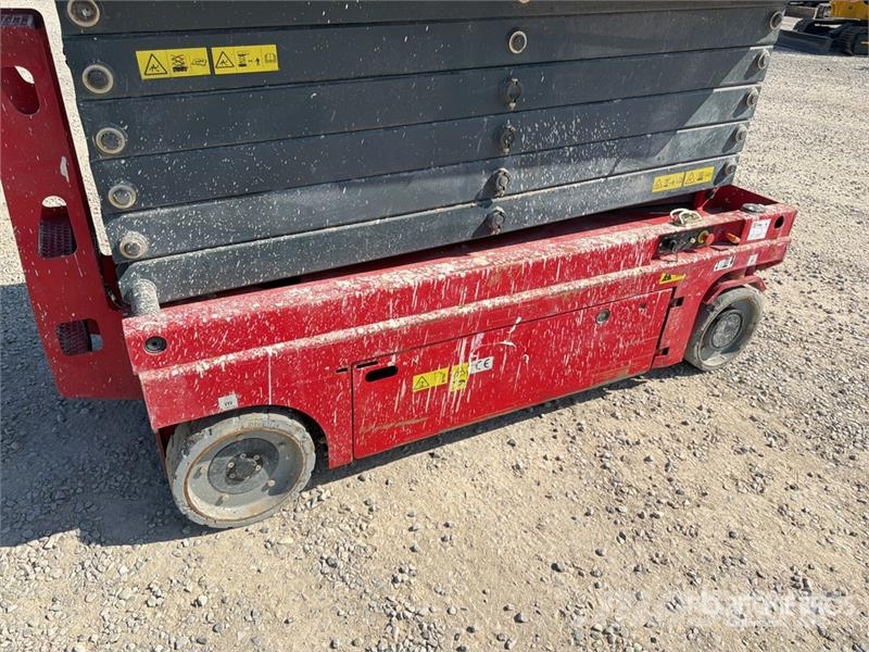 Magni ES1412E Electric Scissor Lift (Inoperable) Saxlifte