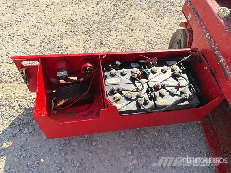 Magni ES1412E Electric Scissor Lift (Inoperable) Saxlifte