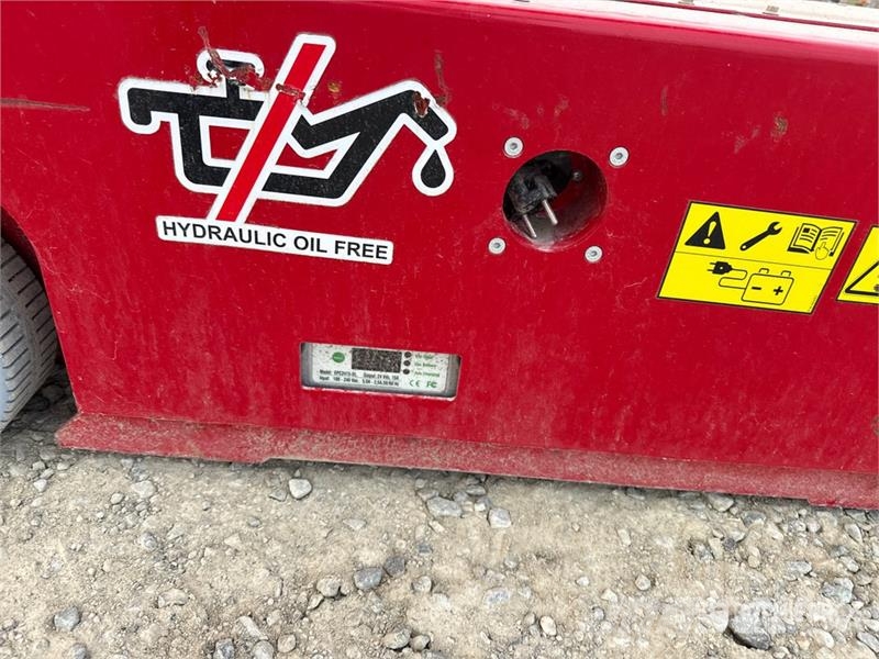 Magni MJP07OF Electric Oil Free Vertical Mast Lift (Unus Jarbolne penjajuće platforme