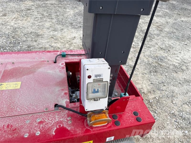 Magni MJP07OF Electric Oil Free Vertical Mast Lift (Unus Jarbolne penjajuće platforme