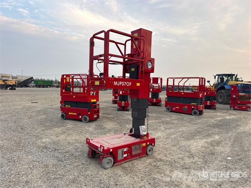 Magni MJP07OF Electric Oil Free Vertical Mast Lift (Unus Jarbolne penjajuće platforme