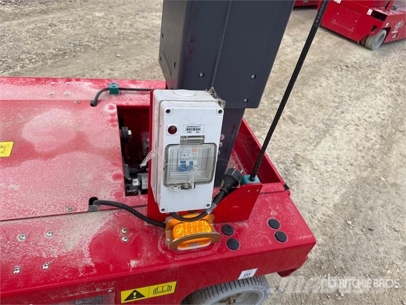 Magni MJP07OF Electric Oil Free Vertical Mast Lift (Unus Személyemelők