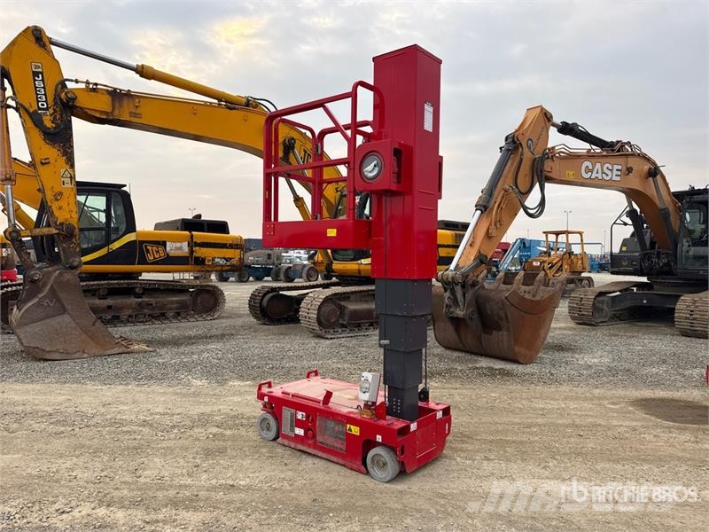 Magni MJP07OF Electric Oil Free Vertical Mast Lift (Unus Személyemelők