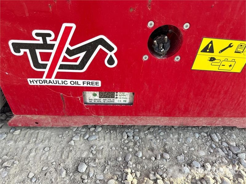 Magni MJP08OF Electric Oil Free Vertical Mast Lift (Unus Jarbolne penjajuće platforme