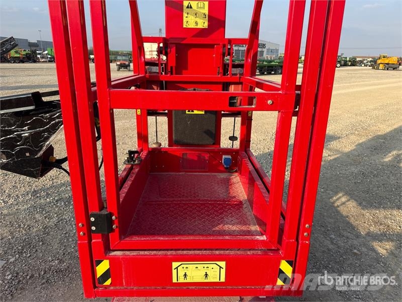 Magni MJP08OF Electric Oil Free Vertical Mast Lift (Unus Személyemelők