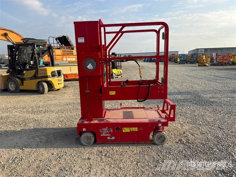 Magni MJP08OF Electric Oil Free Vertical Mast Lift (Unus Jarbolne penjajuće platforme