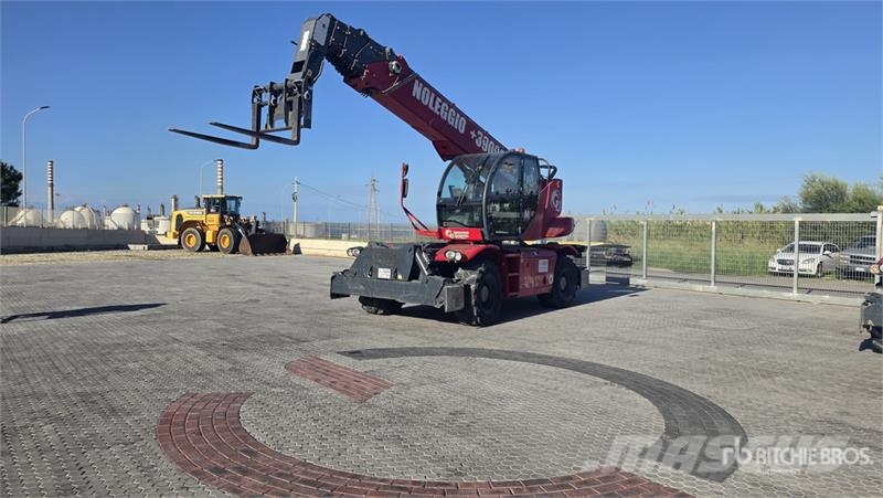 Magni RTH 6.30 Telehandler مناولات متداخلة