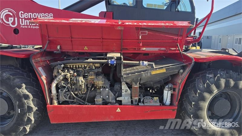 Magni RTH 6.30 Telehandler مناولات متداخلة