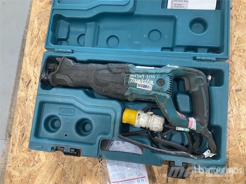 Makita of (2) Makita Reciprocating Saw مكونات أخرى