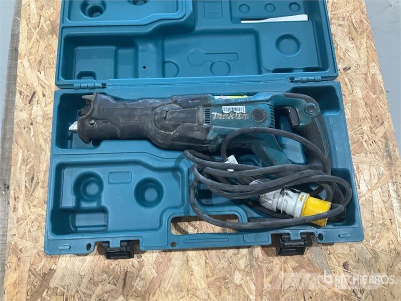 Makita of (2) Makita Reciprocating Saw مكونات أخرى