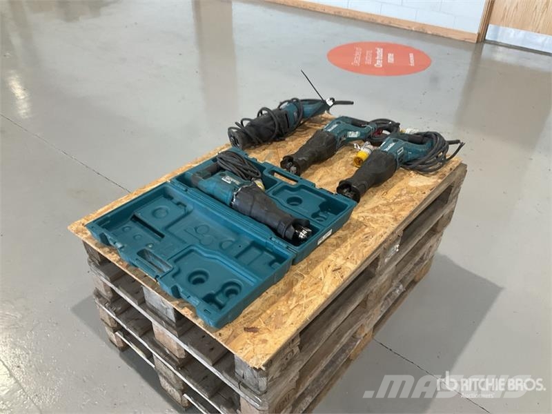 Makita of (4) Makita Reciprocating Saw مكونات أخرى