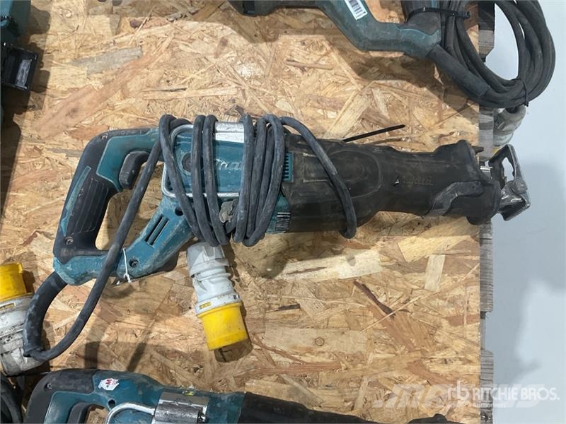 Makita of (4) Makita Reciprocating Saw مكونات أخرى