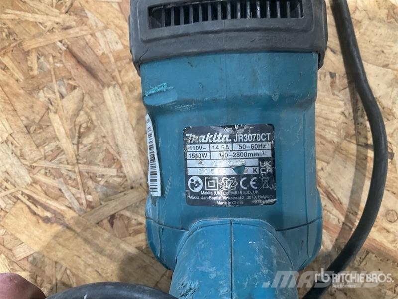 Makita of (4) Makita Reciprocating Saw مكونات أخرى