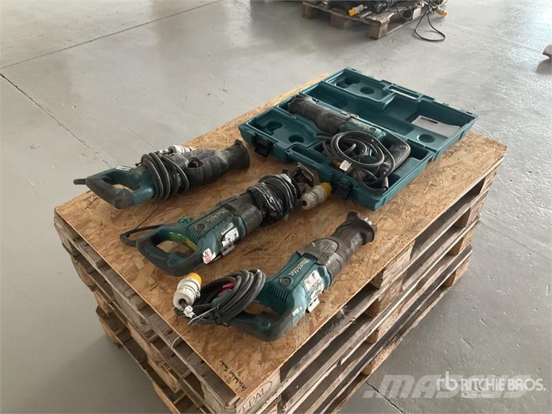 Makita of (4) Makita Reciprocating Saw مكونات أخرى