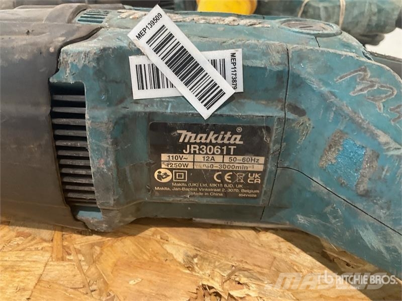 Makita of (4) Makita Reciprocating Saw مكونات أخرى