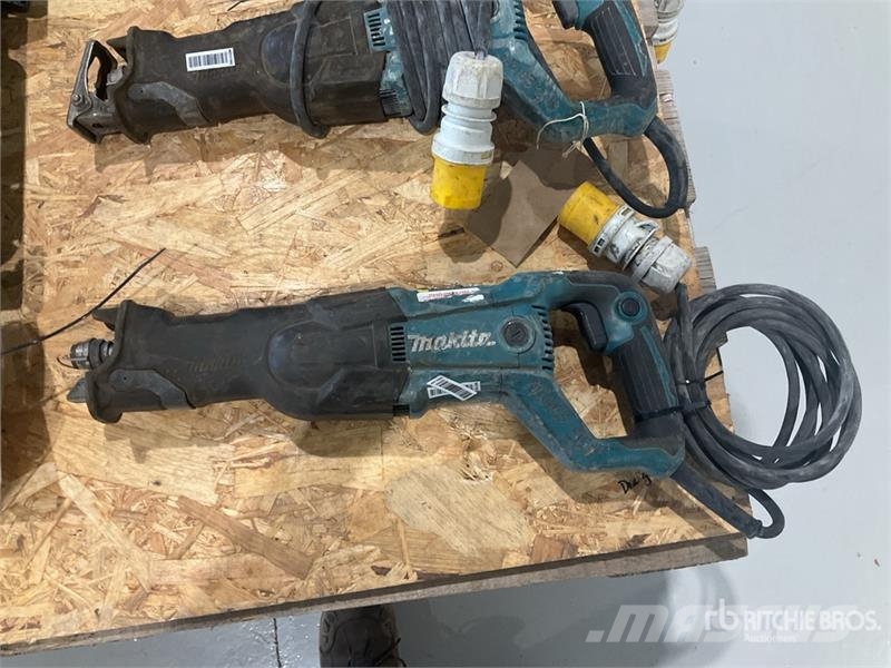 Makita of (4) Makita Reciprocating Saw مكونات أخرى