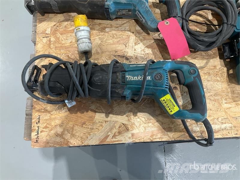 Makita of (4) Makita Reciprocating Saw مكونات أخرى