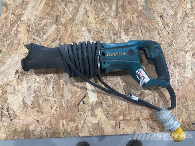 Makita of (4) Makita Reciprocating Saw مكونات أخرى