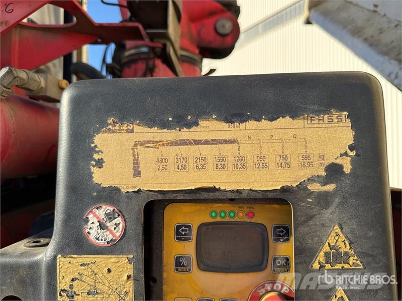 MAN Fassi F155A.2.23 E-Dynamic 4800 kg Knuckle Boom on クレーントラック、ユニック車