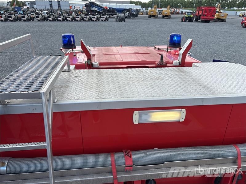 MAN L82 4x2 Ladder Fire Truck Πυροσβεστικά οχήματα
